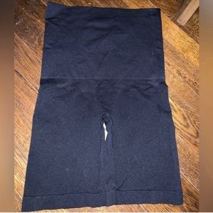 2️⃣for1️⃣2️⃣❗️Shapewear Shorts - High Rise - XL/XXL (copy)